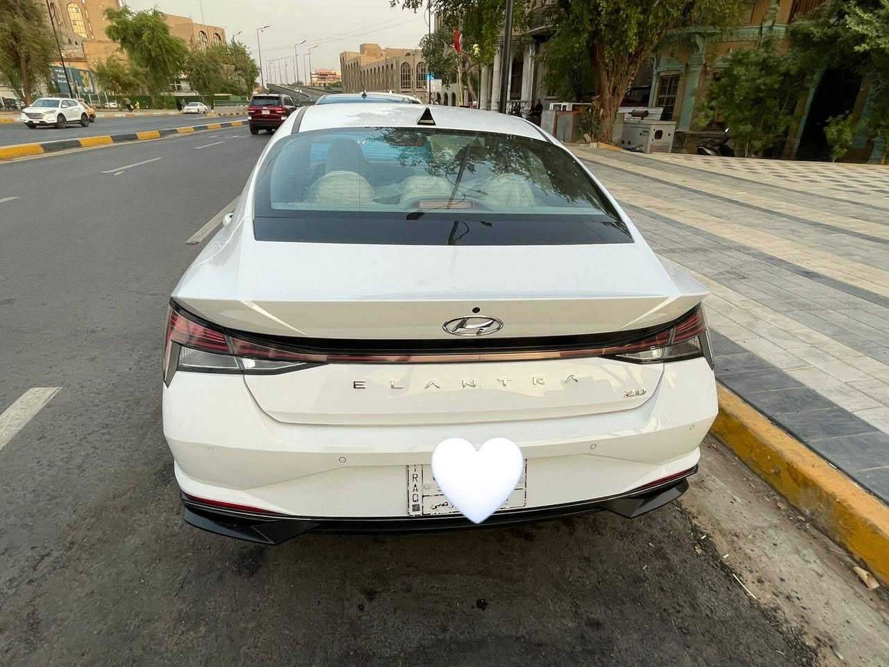 النترا خليجي كوري اصلي  2023
رقم بغداد 
محرك 2000 دوش
شاشه كامره
حساسات خلفي امامي
بصمه تشغيل وأبواب
جنطه ذكيه تفتح عند الاقتراب
فتحه سقف
تحكمات ستيرن جهتين
Led نهاري
مانع تزحلق 
سياره نضيفه احلا من الصور
بيها صبغ شبر بالبنيد
وصبغ بالهلال الجاملغ الخلفي
ماشيه 38 الف كيلو متر
للاستفسار الاتصال على صاحب السياره
***********
السعر 170 وبي مجال
