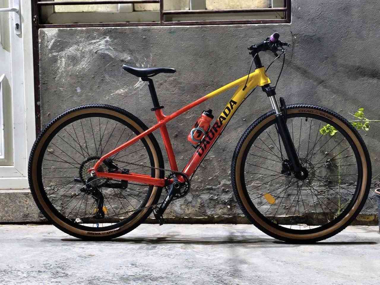 دراجة للبيع .سعر400
الانتصال على رقم ***********
