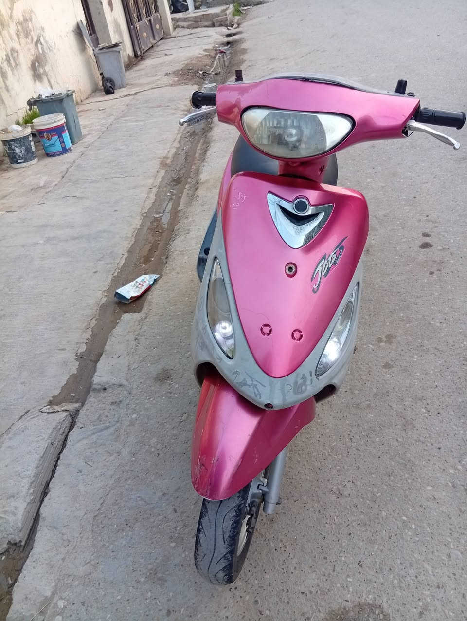 ماكس للبيع اخت الرمبه ومناسبه ونضيفه انكر وطلع وين ميعجبك مناقصها شي كلشي شغال بيها سعر 400 وبيها مجال العنوان بعقوبه التحرير 
***********
