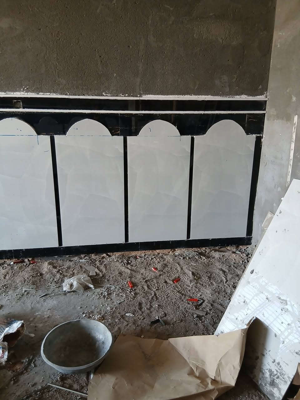 خلفه سيراميك ارضي جداري بايات ***********
