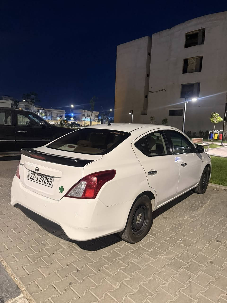 السلام عليكم نيسان سني هندي مديل 2023رقم اربيل سنويه 2030 بيها شويه بلجاملغ الخلفي وطخات بسيطه بلبدي 
وبيه باب معجون ماشيه 105سياره مال بيت السعر 105وبيها مجال
رقم ***********
