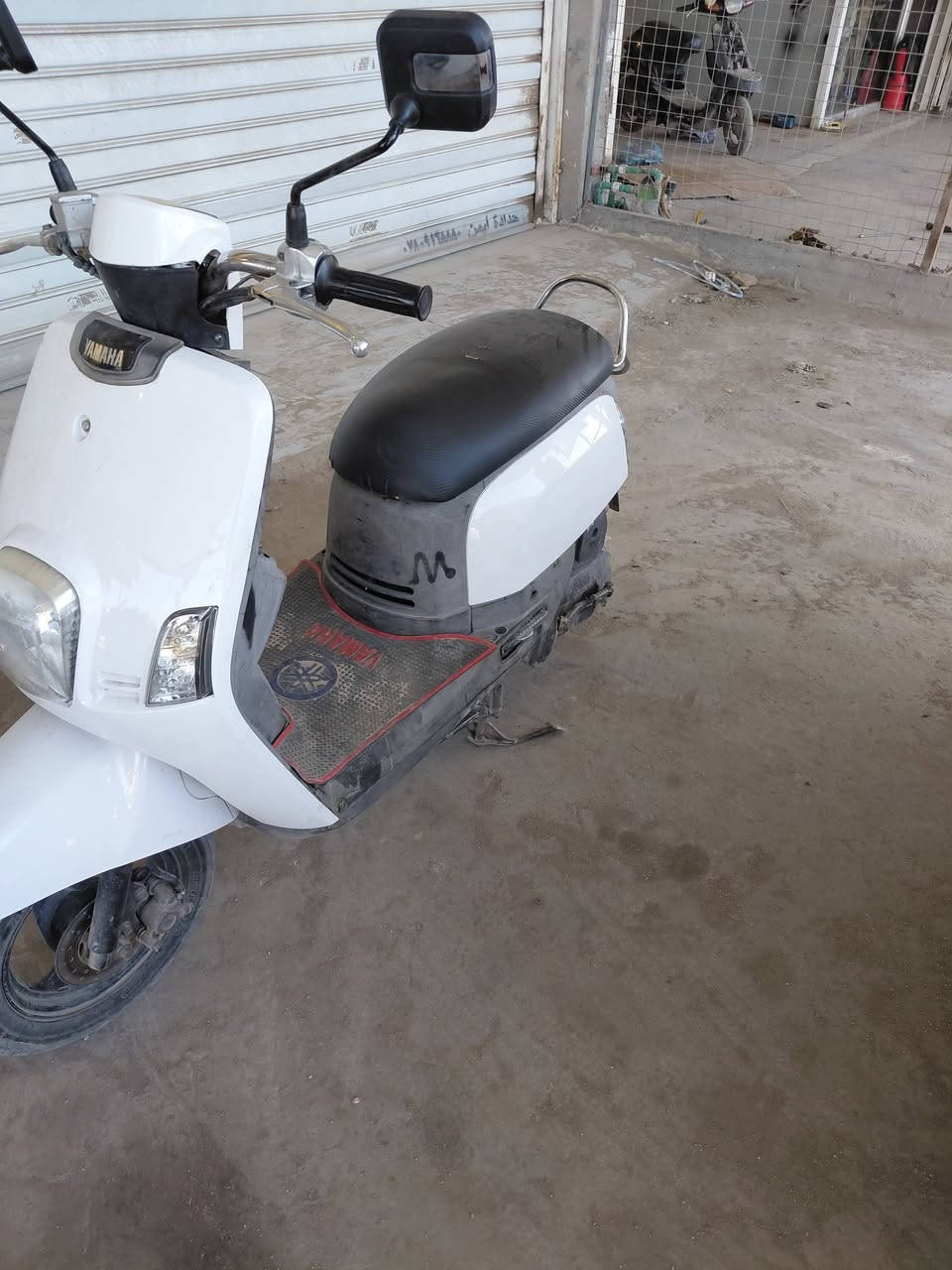 دراجه البيع بوليسي جديده كفاله صارله سنه من ماخذه ***********
