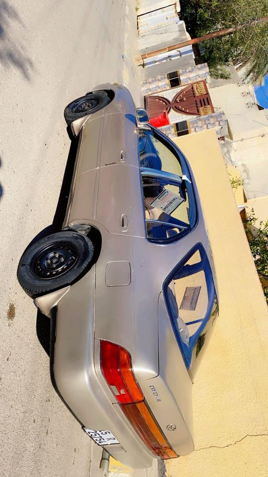 السلام عليكم كورلا 1992 محور رقم انكليزي  تحويل مباشر سنوية لل2028 سيارة نضيفة كير ومحرك نضاف مابيها تبريد ولا تدفئة مصبوغة عام فرن العنوان ديالى شهربان للاستفسار***********
