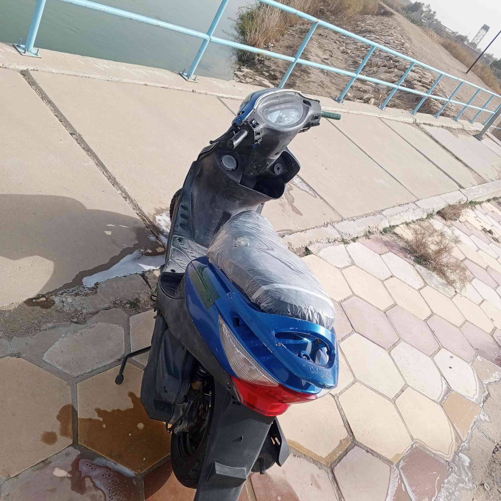 السلام عليكم دراجة كامكو في تو موديل 13 الشلعه معدل فول ناعمه المكان قلعة السكر السعر 550 للتواصل ***********
