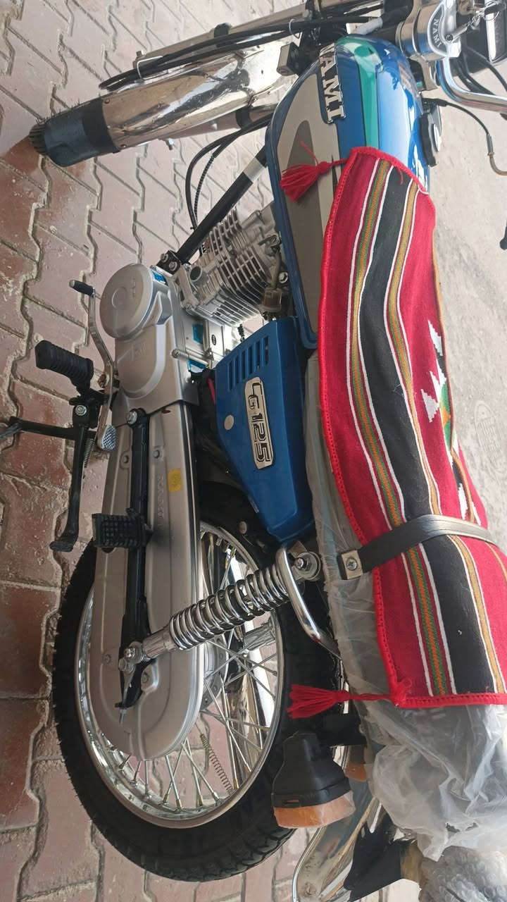 السلام عليكم دراجه يرانيه للبيع خير من الله كهربائيات كله شغاله ما عوزه نقصص ليريده
ستفسار خاص ما صرله شهر من ماخذه اي واحد يعلق مجول ما ارد عليهه ورجائن رجائن المو شراي لا يحاول يكسر سعرههه ولي يريده يجي خاصص


**إذا كنت صاحب هذا الإعلان وتريد حذفه لأي سبب، رجاءا أرسل رسالة إلى الدعم الفني**