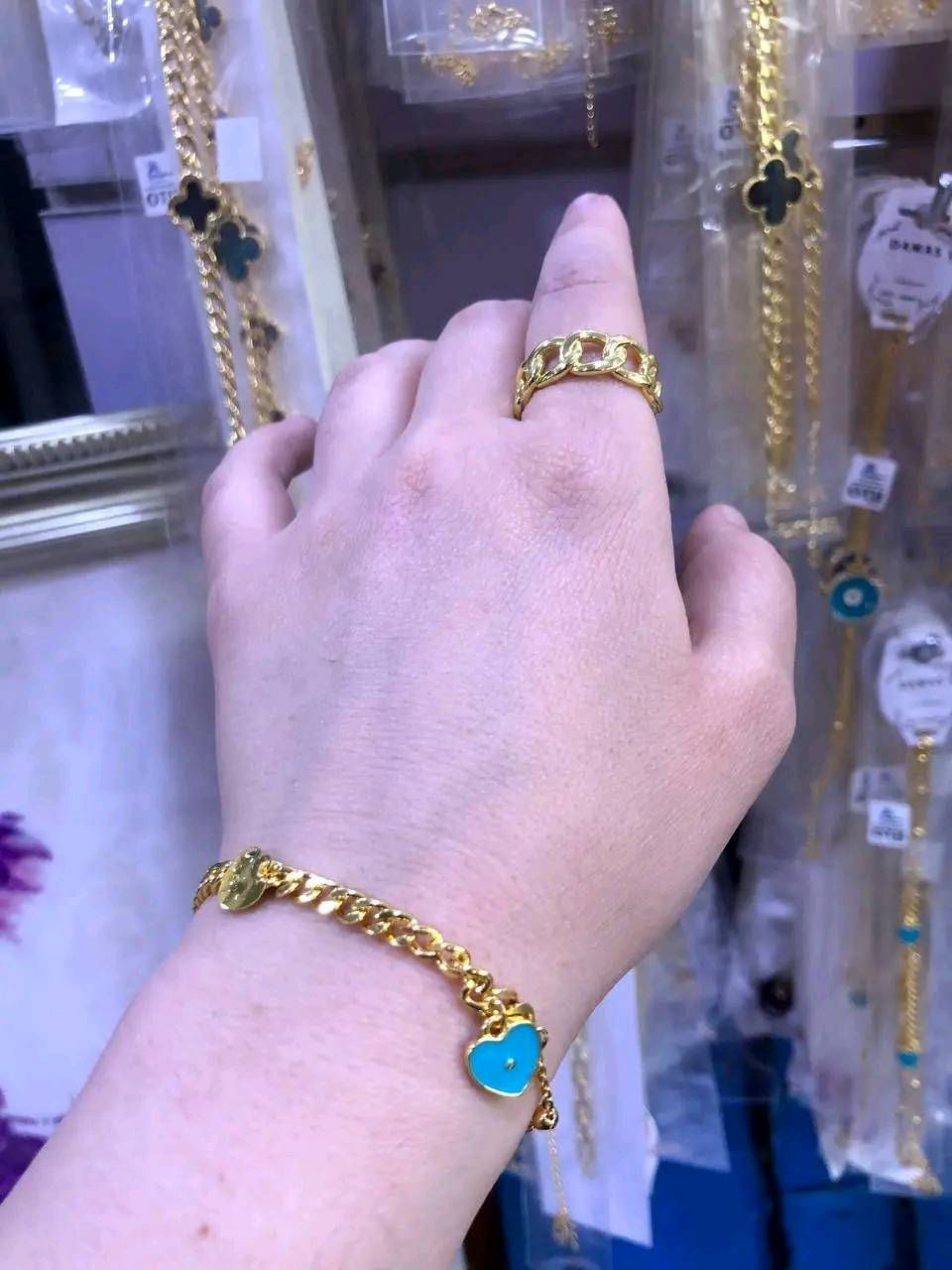 بەلاشە بەلاشە مستیلە ئەسڵی کاڵ نابیتەوە تەنها 2هەزا 
باوردەکەیت یان نا لەبازار  6بۆ 7هەزار پێ مەدە 

مستیلەی ئەسڵی زیاد لە1000دانە مۆدل جیاواز بۆهاتووە

 ئێستا گەیشت تکایە بابەت ئێمە یەک جارە گەیاندنمان نییە تەنها سەردان دوکان بکەن پۆستمان کرد یەکسەر سەردان دوکان بکەن جونکە بابەت ئێمە نامێنێت هەموو خوار جوملە بۆ هیچ کەس گەیاندن و حجز مان نییە 

ئێمە یەکەم بێ ریکابەرین لەهەرزانیدا تەنها 1000دینار  
کە دەڵین یەکەمین منافس مان نییە سەیری نرخەکانمان بکەن

گەورەترین هەزاردینار سەنتەری سەیدسادق 
ناونیشان سەیدسادق نزیک پردی قەرزاران یان نزیک مزگەوتی ئەوبەکری سدیق


**إذا كنت صاحب هذا الإعلان وتريد حذفه لأي سبب، رجاءا أرسل رسالة إلى الدعم الفني**