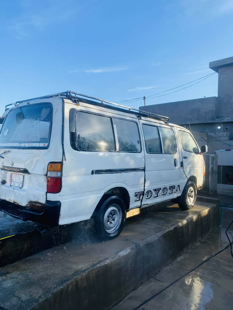 بوز لبيع او مراوس بكاز
موديل 1992 رقم ديالى الماني 
غرامات مصفره هيهه عليهه  75سبعين الف عالمشتري
صاحب السنويه موجود يمي شرط التحويل 
مكان السياره ديالى مقداديه 
السعر 25بيهه مجال اتصل***********
مكينه ونجي سته سلندر
