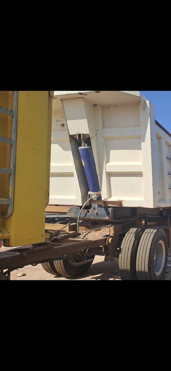 السلام عليكم
كرسي مقطوره حديد اوكراني تسكام نضافه 90٪ دنكير 16 بلا تايرات للأتصال ***********
