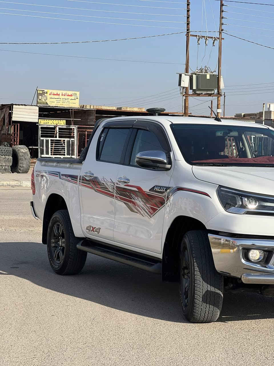 بسم الله والصلاة والسلام على محمد (ص)
تيوتا هايلكس جيهان سعودي 
فول مواصفات واحد ع واحد مكفوله كفاله عامه 
١.شحن لا سلكي 
٢.بصمه
٣.قطعتين تبريد 
٤.مريا شفط
٥.تحكم ستيرن + تثبيت سرعه 
٦.ثلاجه+مساحه خزن 
٧.رقم شمالي سنويه بأسم راعيه 
٨.ممشه السياره 75km حقيقي 
٩.موديل٢٣
١٠.كشانه اماميه تدفئه تبريد 
١١.محرك ٢٧٠٠
السياره مو نضيفه لا جديده بمعنه الكلمه محرك جسمه داخله كله بشرط مكان السياره الأنبار الخالديه للشرايه فقط ..

رقم صاحب السياره 📱
***********
***********
