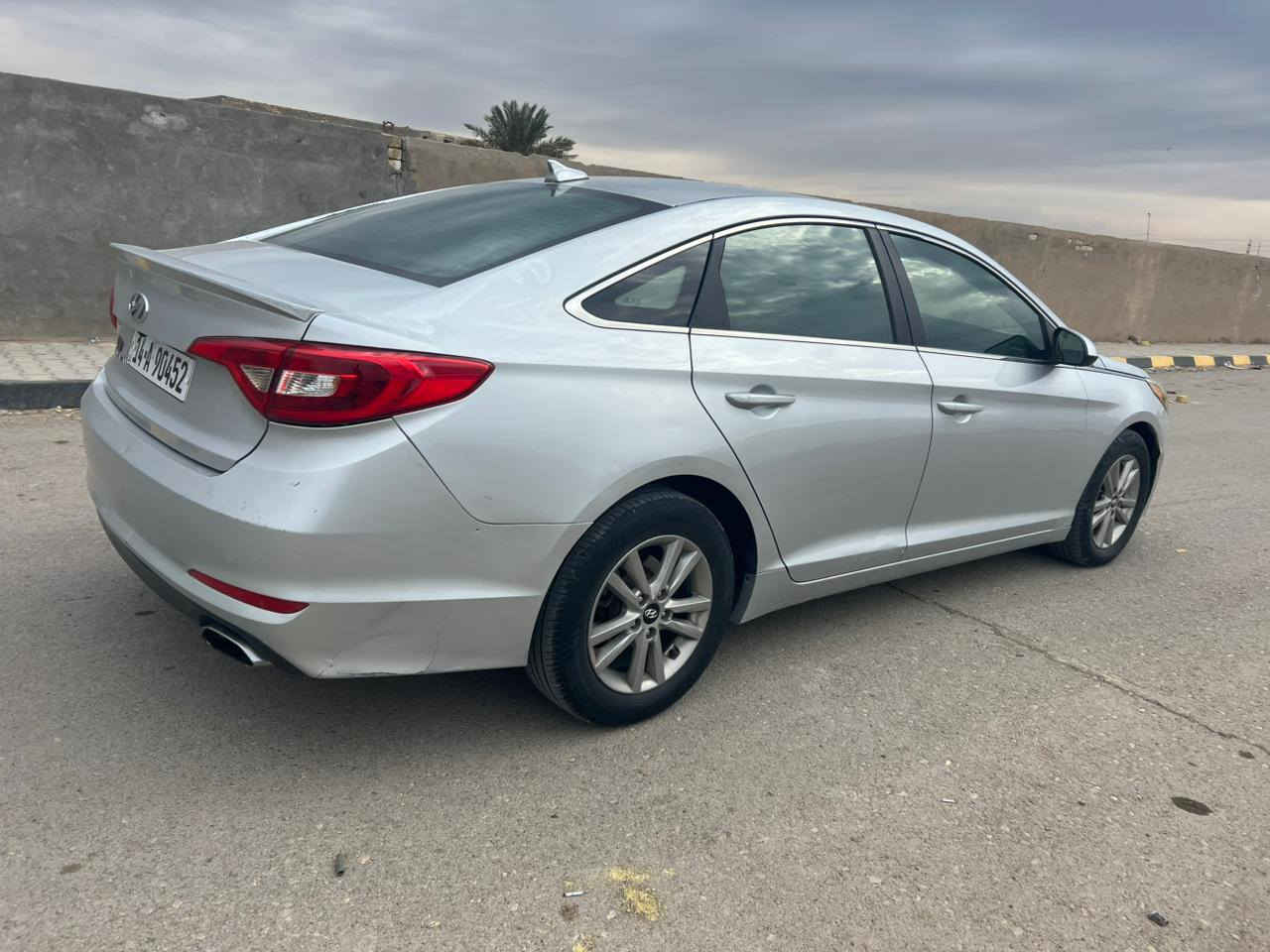 السلام عليكم
سوناتا موديل 2016 سيارة ليبل واحد حادثهة بسيط كلش 

مكينة جي دي اي 2400

سيارة جاهزة مكينة وكير وحدادية شرط كفالة ربع متصرف عليهة شاشة كبيرة تحكم ستيرن نضام اقتصادي ايكو وسيارة مكفولة من صبغ وضربة شرط سونار رقم بصرة دولي بسمي مداور ثاني يوم مكاني واسط كوت الاستفسار *********** رجا الموشراي لايتصل
