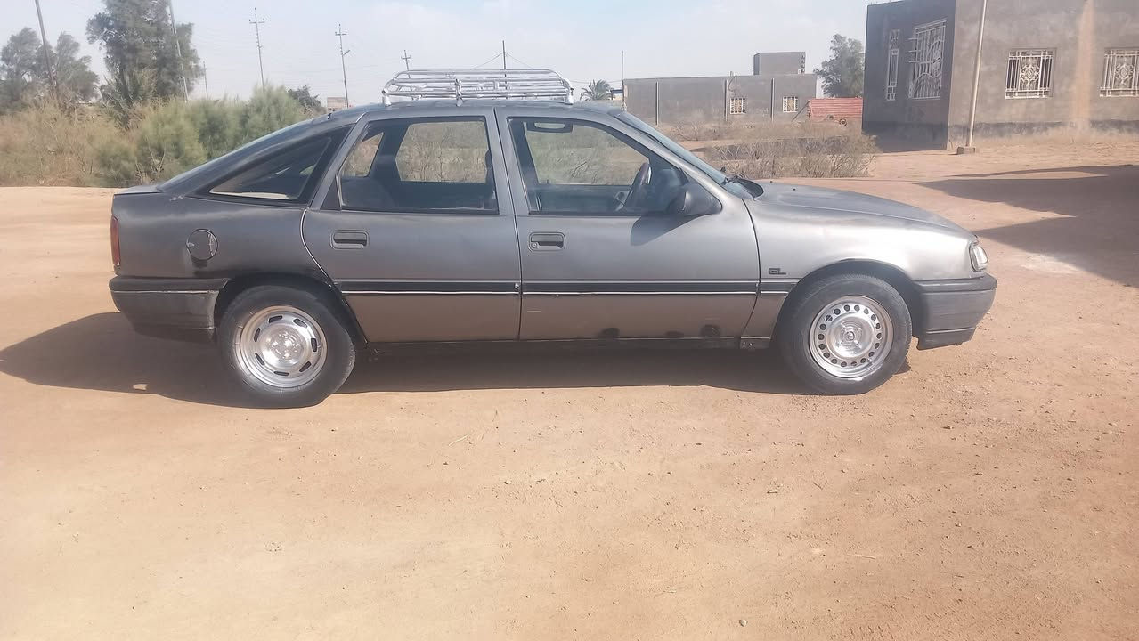 اوبل مديل 90تخم تاير جديد حدادية جديدة سعر 23وبيها مجال  سياره اوتوماتيك رقم صاحب السياره  ***********العنوان بصرة الزريجي مقابل معمل ورق الدير وانا مكلف بنشر
