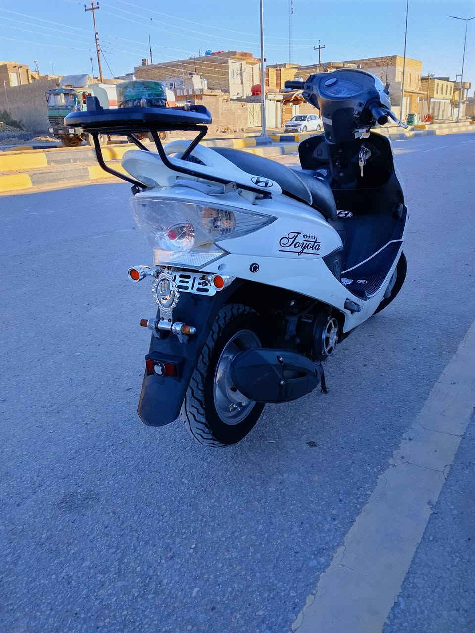 سلام عليكم
دراجه كامكو V2 نضيفه 
مكينه 150
مديل 16 
السعر خاص 
***********
