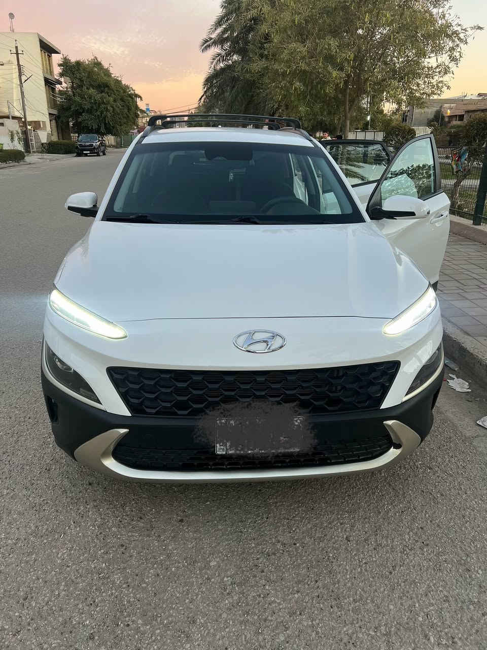 السلام عليكم
هونداي كونا 2023  رقم بغداد جديد لون ابيض صور الحادث موجوده ويه الصور فقط ايرباك الستيرن طاك والسياره لأواصل الضربه للشاصي ولاللبدنه ومبدل بنيد وجاملغ نفس اللون   ماشيه 38ميل 💯 

المواصفات : بصمه / رادارات امامية / رادار تعديل مسار / رادار جانبي / مرايه السايق عاكسه /مود درايف /اطفاء ذاتي / شاشة كبيرة / مانع انحدار / كروس سرعة / مانع انزلاق / كشن السايق كهرباء وتدفئة بل كشنات محرك 2000 دوش المرغوب 

مكاني بغداد حي الأعلام 
السعر 160 وبيها مجال للطيبين 
وموجود كولشي بل سوك السياره كدامك كل الصور والسعر 

للتواصل ع الرقم ***********/*********** 
رقم الاسيا فقط واتساب
