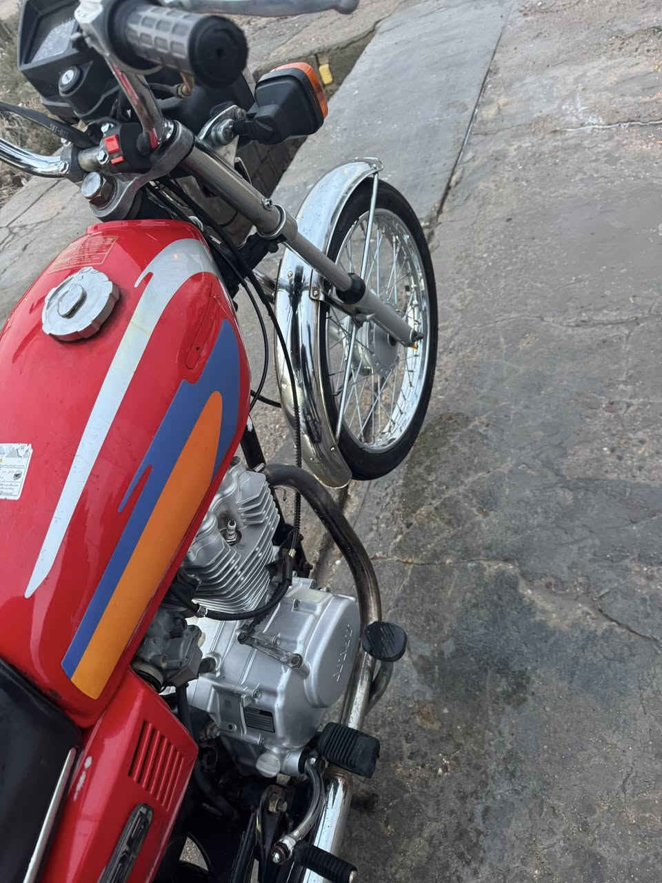 سلام عليكم دراجه نامه شلامجه الأصلي رقم وسنويه كلشي جديد 2020 سعر 1600 /  /***********
مكاني بصره هارثه
