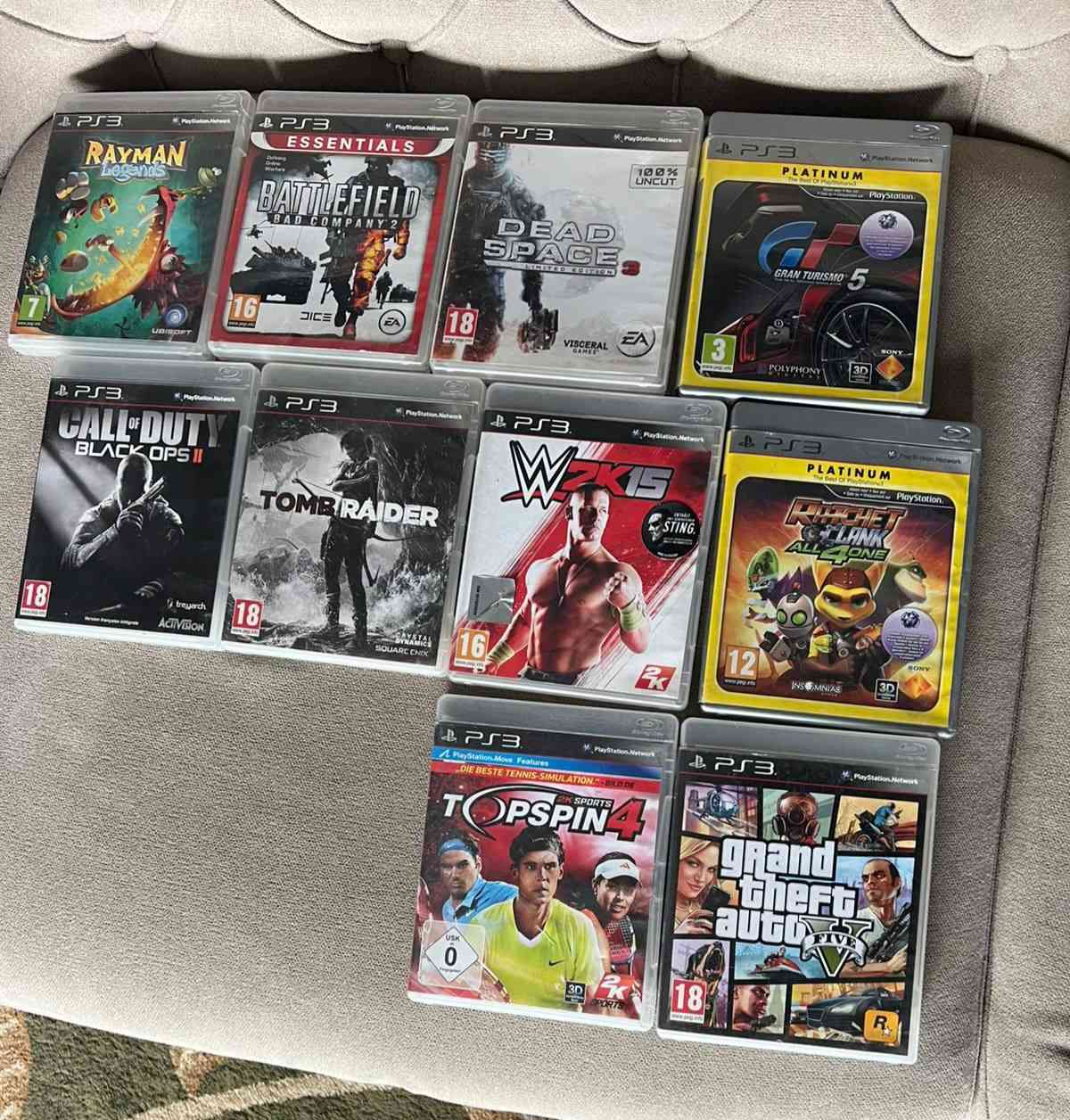 السلام عليكم
جهاز بلي ستيشن 3 سليم نظيف جدا مستخدم قليل بدون اي تصليح وياه ١٠ اقراص و جويستكات عدد ٢ اصلية و ملحقات كاملةة
السعر ١٥٠ الف
مكاني بغداد حي العدل
***********
