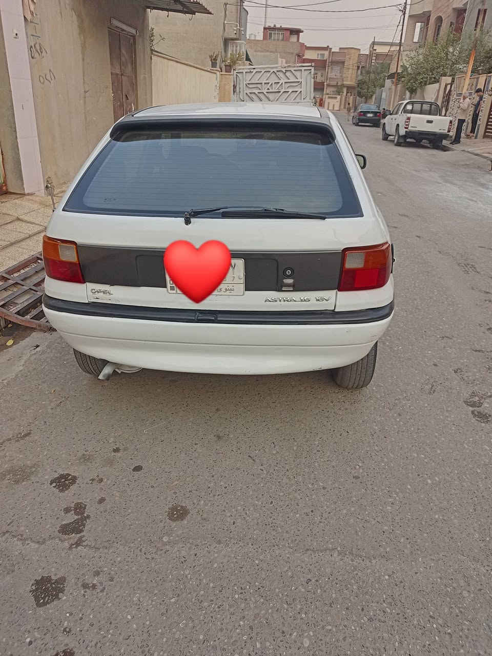 السلام عليكم استرا حجم 16 محرك وكير شرط ضباغ عام انطيك.بيها معجون مثل ما واضح بل صورة السيارة حلوة كربون بيها تحويل من الشرعي وترهم مرواس السعر 48 وبيها مجال المو شري لا يعلق ويكسر بلسيارة *********** /*********** سنويه 2029 رقم الماني نينوى
