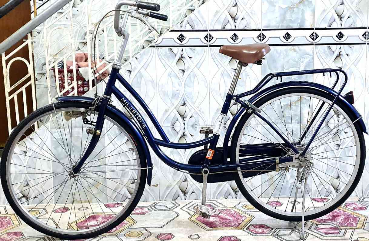 باسكل 🟦 ياباني 🇯🇵
حجم 26 🚲
بريكات أمامي وخلفي شغالة
داينمو كلوب 💡 أصفر شغال
قفل 🔐 ويل كدام شغال
باسكل نظيف مال حاوية
اللون نيلي غامق 🟦 مميز
📍 المكان: الناصرية – قضاء سوق الشيوخ
💰 السعر: 95$ ألف
يوجد خدمة توصيل 🚚 لناصريه فقط 
التواصل خاص سوق الشيوخ, ذي قار


**إذا كنت صاحب هذا الإعلان وتريد حذفه لأي سبب، رجاءا أرسل رسالة إلى الدعم الفني**