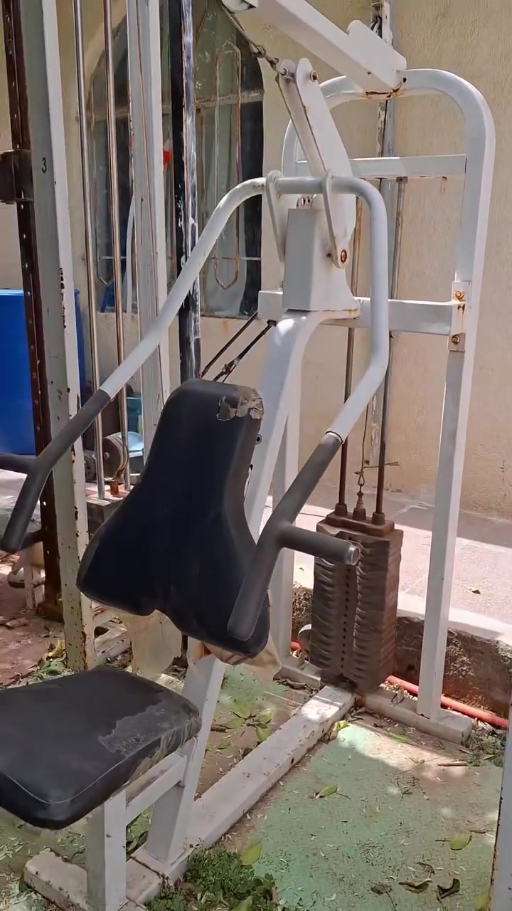 كل ذني بـ950 الف 
***********
