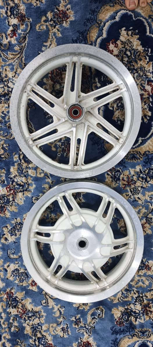 سلام عليكم ويل نجمه سكنس عام مكفول
توصيل ماعندي ولا حجز بسبب الوعود الكاذبه مكاني بغداد حي اور 
***********
