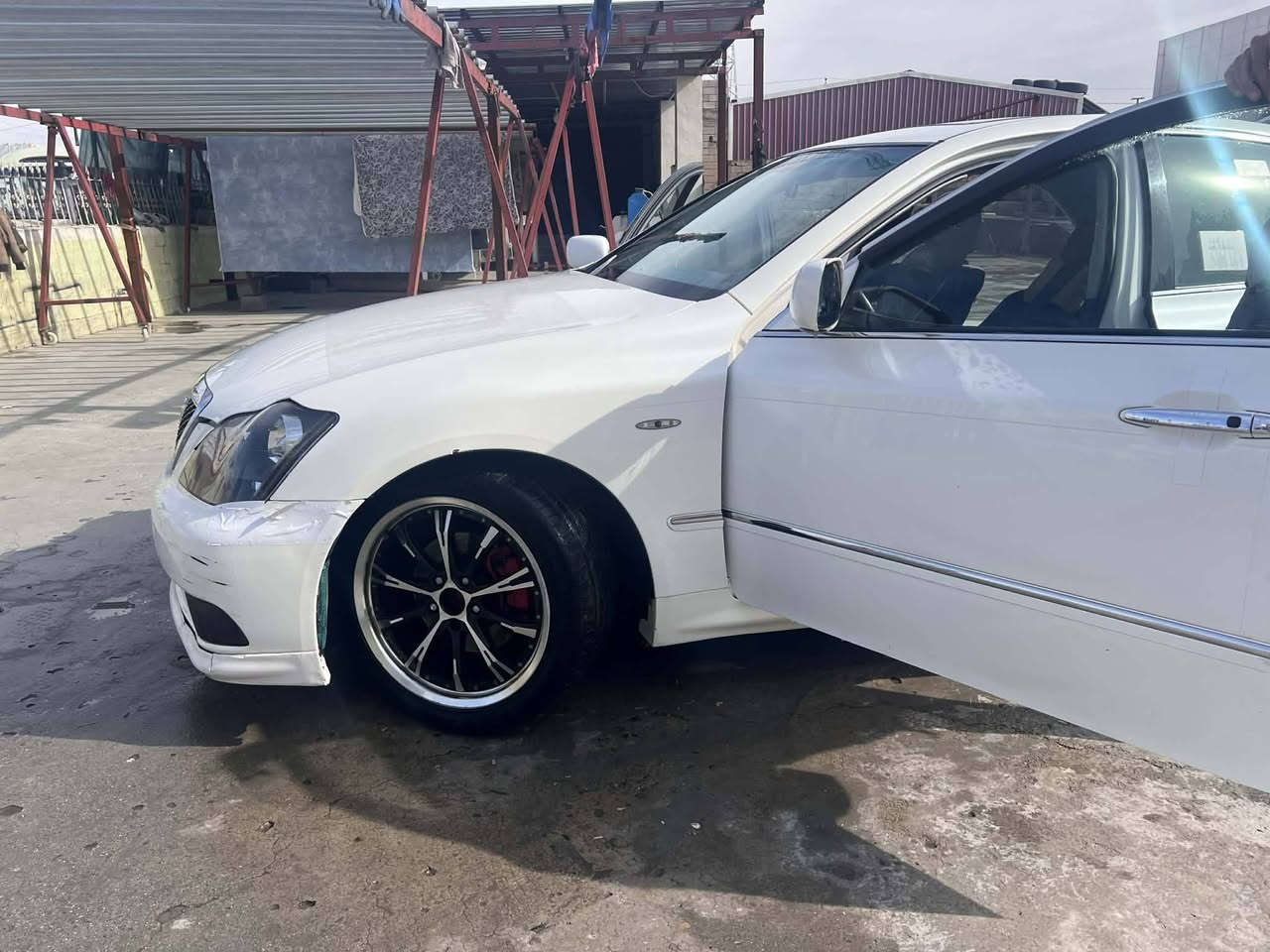 شاهینه ۲٠٠٥اتله تی 182
جوار دوگمه 
سیاره كە براوە یه 
كامل مسرف كراوا
گیرو مه كینه و ته قه و ره قە به شه رت 
قه بات مواسافات  به س سلایت نیه  
سلاجه 
كوشن هیته ر 
به رده 
كامیره 
حاسه 
***********
***********
