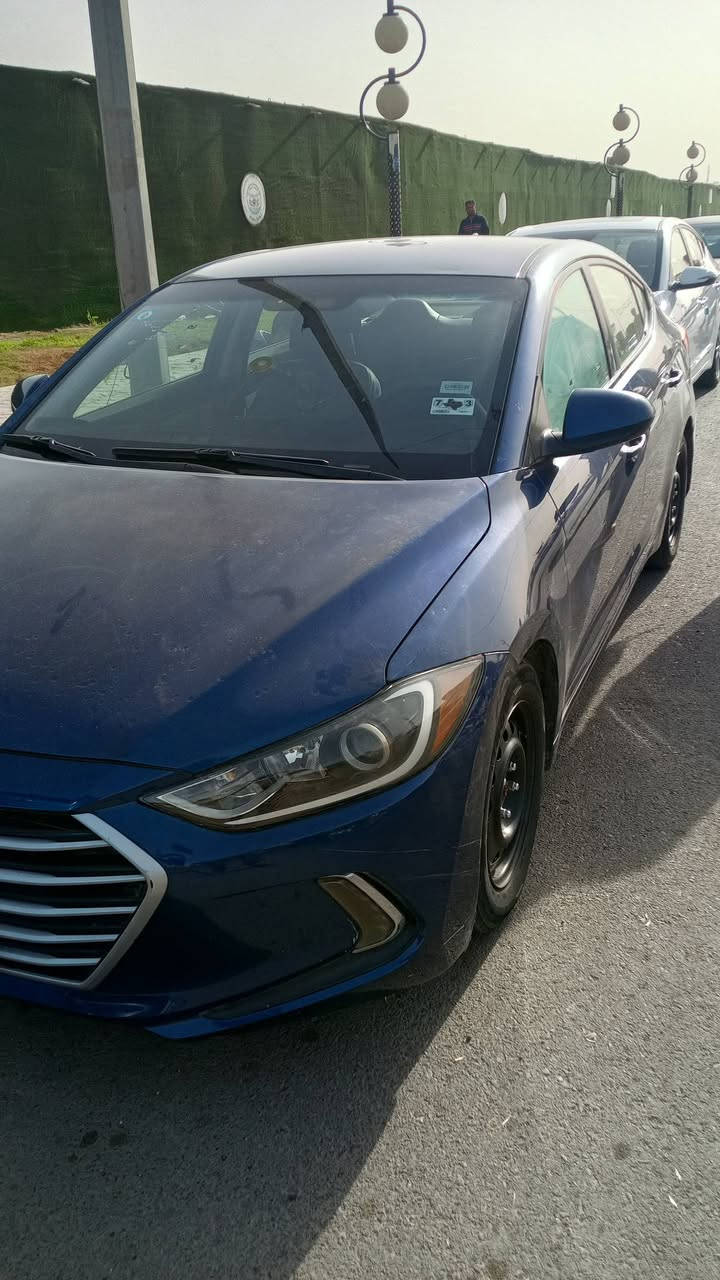 السلام عليكم النترا 18 موديل سياره بها حادث بنيت سياره باسمنا بها بارد الخلفي مكاني بغداد جير مكينه ما مفتوحات شراي يتصل ***********سعر 115
