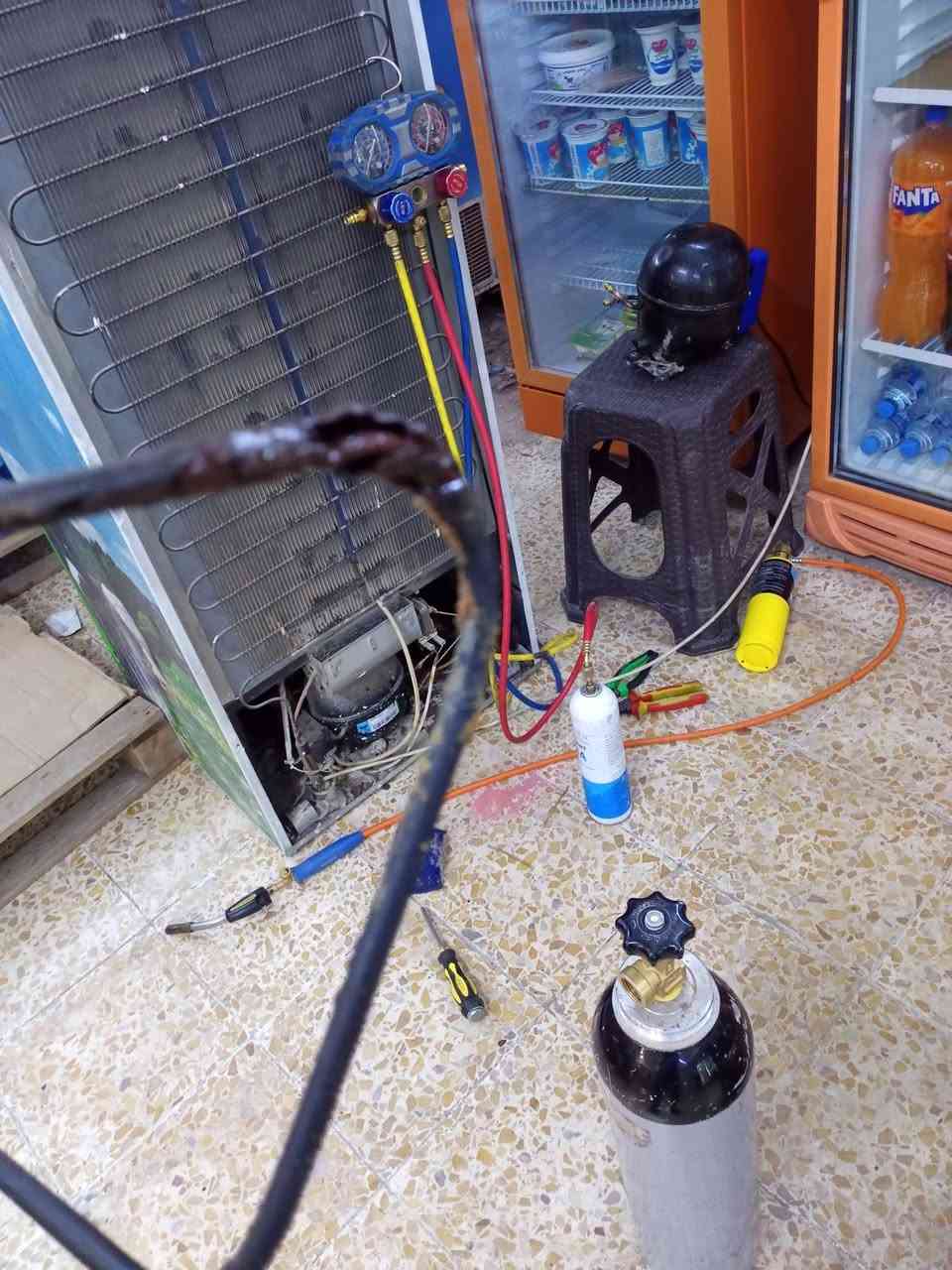 صيانه ثلاجات مجمدات جميع اجهزة التبريد 
🧰(((ورشة متنقلة في جميع أحياء كركوك)))
 🧑‍🔧🧑‍🔧صيانة موقعية داخل منزلك لصيانة وتصليح 🧑‍🔧🧑‍🔧
#االثلاجات ..🫕♨️
#البرادات🌀
#عارضة المحلات🔌
#صيانة السبالت🚿🪛🔧
#صيانه غسالات اوتوماتيك وعاديه 
#تصليح الأجهزة الكهربائية المنزليه🏘️
#بادارة: ورشة اسطه مهند كركوك
#ضمان_امان_شغل_درجه_اولى
💥للاستفسار.... ⬇️☎️
***********
ملاحضه مانطلع اله وانت راضي
💫🙏💫🙏🙏💫🙏🙏💫🙏💫
