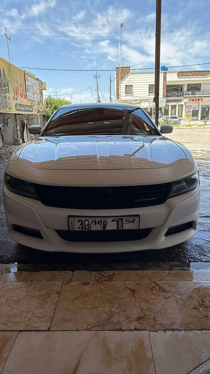 سلام عليكم
جارجر 2015 كنديه SXT  رقم اربيل كفاله عامه من الغرق ولحادث ولصبغ ماشيه 170 مايل
190 وبيه مجال الناصريه مركز
***********
