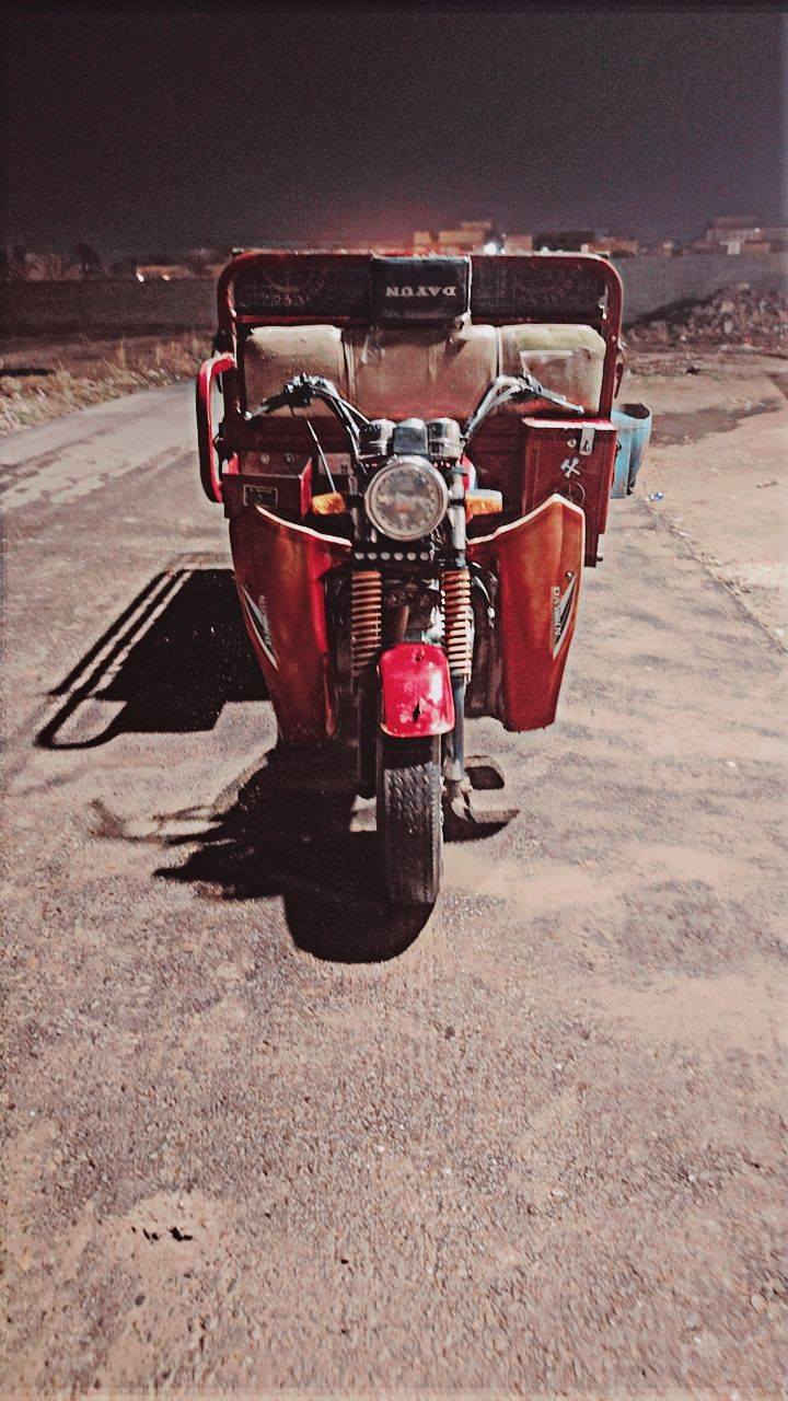 سلام عليكم ستوته موديل 2022 كفاله عامه  تريده هي وغراض مال سمج كبل حط سمج وبيع تريده وحده الشراي يتفضل العنوان بغداد التاجي حي الحسن العسكري رقم الهاتف ***********
