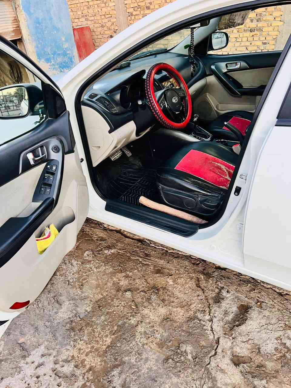 سيراتو للبيع موديل 13 فول رقم اربيل مكاني النجف كوفه عباسيه رقم المبايل *********** السعر 100$وبيه مجال للستفسار خاص
