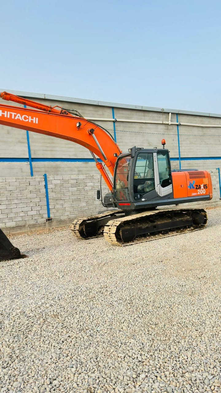 للبيع حفاره زت ثري يابانيه أصل 2010 موديل رقم الماني جاهزه للعمل
مأسسه جك همر
 
للاتصال ‏‪0786 482 4292‬‏
