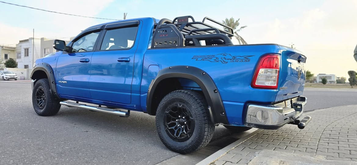 السلام عليكم
باب جبير بدي قصير ارغب شي بالسوك
بسعر مناسب جدا
‏2022
مكينة  6 سلندر نظام ايتورك
اقتصادي و قوي جدا 
ماشيه   50 الف mil 
السيارة  جديدة جدا 
رقم اربيل ب اسمي 
فحص و هزه جديد 
تخم تايرو ويل اوفرود
  زيرو و باتري جديد توني شادهن
مواصفات 
١- اوتو ستوب
٢-شاشه كبيره الشكل الجديد 
٣-مانع انزلاق
٤-مثبت سرعه
٥- حساسات خلفية
٦-مري قلاب 
٧-كيجات الموديل الجديد دجيتل 
٨-تدفئه كشنات 
٩-تدفئه ستيرن
١٠-شاشه تدعم الكار بلي ولاندرويد
١١- تخم تاير و يل جبلي جديد 
١٢-منافذ يو اسبي وتايبسي 
١٣-جامه الخلفيه كهربائيه
١٣- بدي قصير باب كبير 
١٤-تشغيل عن بعد 
١٥-دفع خلفي امامي
١٦-المرأة الداخليه تعتيم ذاتي 
١٧-البجم فول زنون 

حادث السيارة 
جاملغ و بنيد سطحي بدنه بلادي راديتر بلادي 

السعر 260 و بيها مجال بسيط 
مكان السيارة اربيل 
للتواصل ***********
