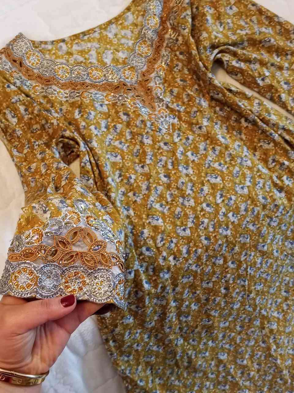 كولكشن المخاوير الرمضانيه وصل✨
من حوراء للألبسه هنا تبدأ الحكايه....

مخاوير تنطق فخامه وتُجيد الصمت🤭

استيراد اماراتي😍❤️‍🔥

_متوفر جميع القياسات و موديلات مُختلفه ❤️‍🔥✅

للحجز  والاستفسار دايركت ..


**إذا كنت صاحب هذا الإعلان وتريد حذفه لأي سبب، رجاءا أرسل رسالة إلى الدعم الفني**