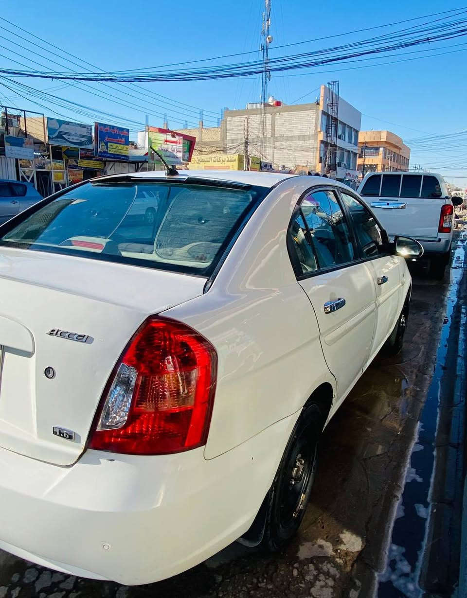 السلام عليكم
اكسنت 2010 خليجي
حجم محرك 1600
جام سيارة كهربائي
شاشة وكامرة شغالة
 بيها صبغات
مكينة و كير مكفولات
رقم اربيل
مكانها النجف الاشرف
السعر 85 
للاستفسار  واتساب ***********
