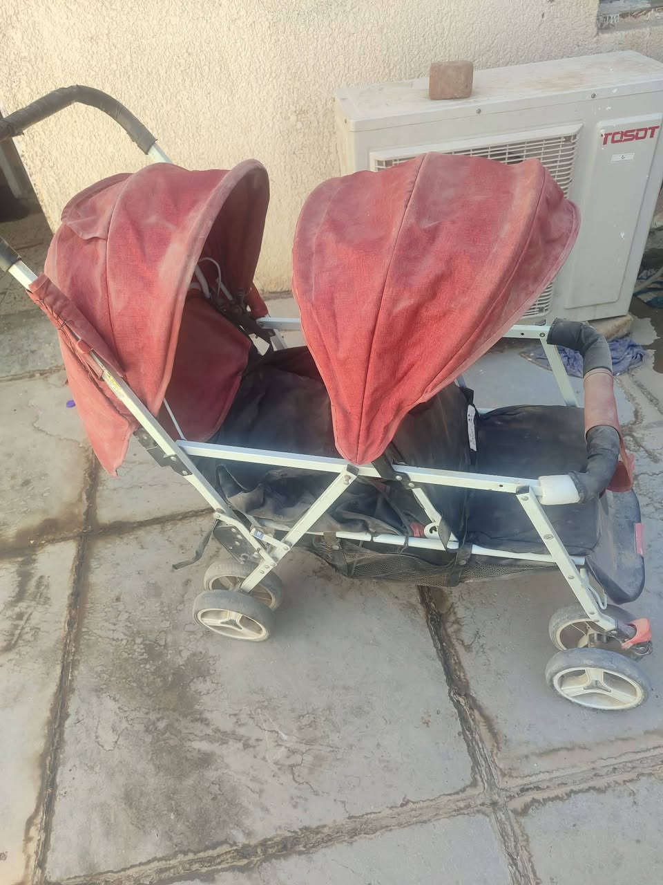 عربانه للبيع العنوان
حي الجهاد السعر 60 
‏‪***********‬‏
