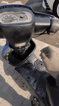 السلام عليكم
دراجه بطه للبيع شغاله نص هندر 
دراجه عوزها بس صفاح لايت شغال 
مكان نجف حي الميلاد 
***********
السعر 135 ومجال قليل
