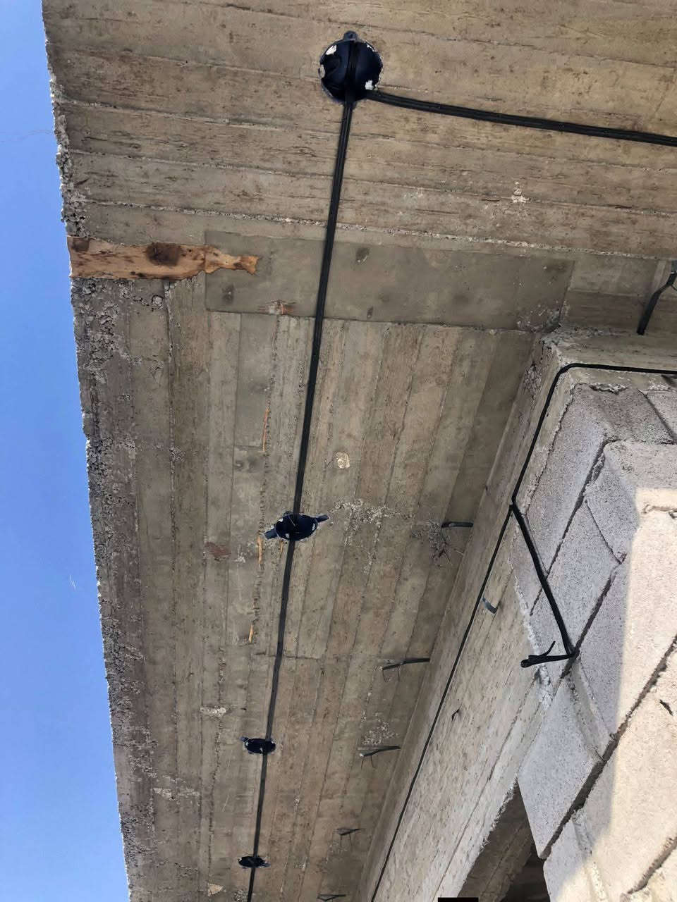 كهربائي تأسيس منازل الموصل وأطرافها
***********
***********

