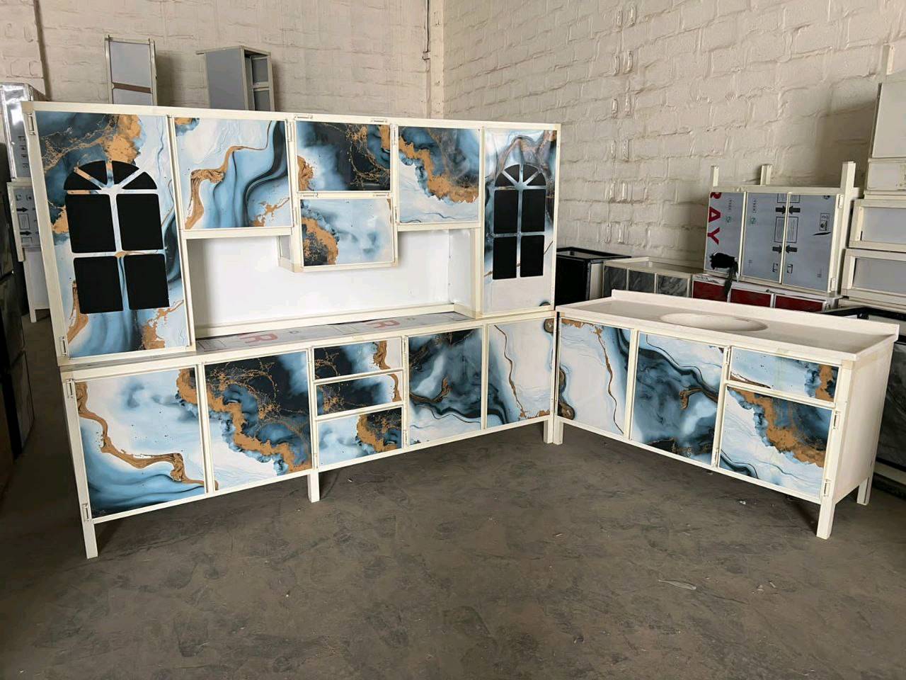 كاونتر مترين ونص سنك متر ونص مرمر  . 

السعر  380

 داخل بغداد 10


اطراف بغداد رمادي بابل كربلاء  15

_نجف الديوانيه توصيل 25


صلاح الدين الضلوعيه. سامرء 25 بيجي 50 بلد 35 واسط. _صويره العزيزيه القريب  توصيل 25) شيخ سعد الحي بدره الموفقيه. توصيل 50

عماره سماوه ناصريه بصره 35