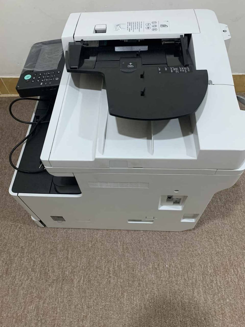 🖨️ للبيع: طابعة Canon imageRUNNER 2425i متعددة الوظائف (جديدة بدون كرتون)
📌 النوع: ليزر أبيض وأسود – Print / Copy / Scan / Send / Fax
📌 سرعة الطباعة: حتى 25 صفحة بالدقيقة
📌 دقة الطباعة: 600 × 600 dpi
📌 لوحة تحكم: شاشة لمس 7 بوصة
📌 اتصال: USB – LAN – Wi‑Fi
📌 سعة الورق: حتى 580 ورقة ممكن
📌 ملاحظة: جديدة تماماً بس بدون كرتون
💰 السعر: 1,000,000 د.ع
📍 المكان: دهوك – العراق
📞 للتواصل: 0751 780 7718
✨ جاهزة للاستخدام مباشرة — سعر ممتاز وأقل من السوق! دهوك, العراق
