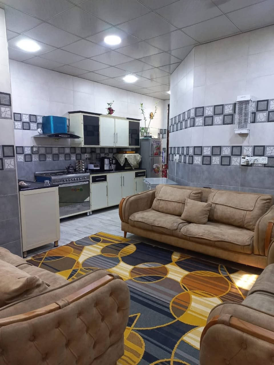 🛑 دار سكني  للبيع 🛑
المنطقة :  الإسكان 🚩
اقرب نقطه داله : خلف معهد الفني 

المساحه :  120✅  مطلوب مبادره ٦٧مليون 
      

التفاصيل :  بناء حديث كونكريت مسلح
غرفه نوم وصاله ومطبخ وصحيات وستقبال ومنور 
     
للاستفسار 
     مراجعة مكتب رسول الوزني للعقار  
الديوانية . حي الصدر الاول.شارع اسواق طيبة
 للمعلومات ولمزيد من التفاصيل ⬇️
       مراسلة الصفحة  
      او الاتصال 

***********
