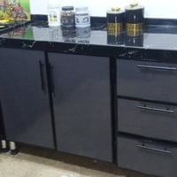 كاونتر اكرانيت • للبيع • قابل تفاوض