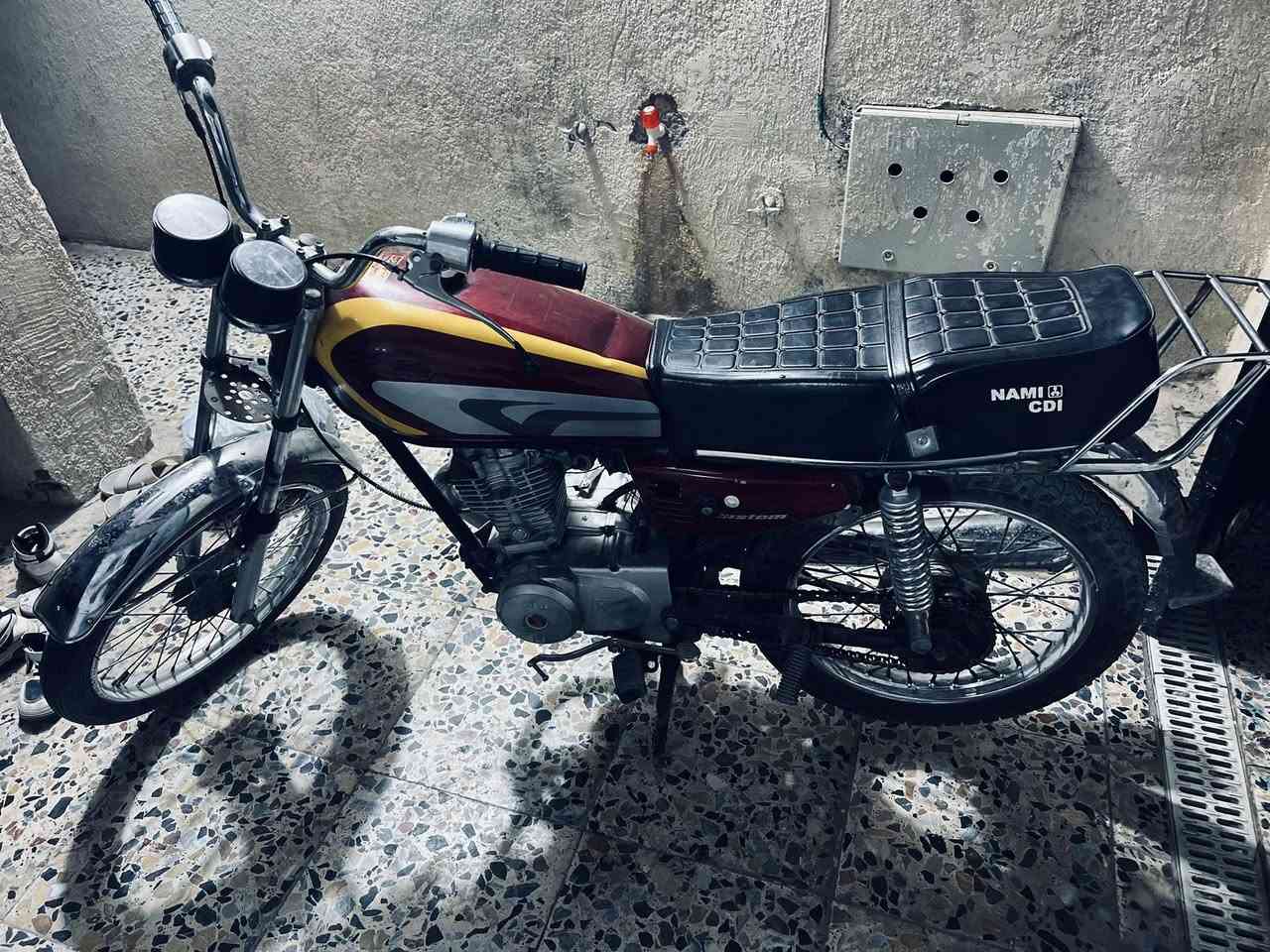 سلام عليكم نامه للبيع بدون مامفتوحه شلع. تجي تشوف بعينك سعر 450وبيها مجال***********
