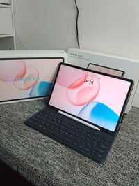 هونر باد 10 • ٢٥٦ • كيبورد وقلم