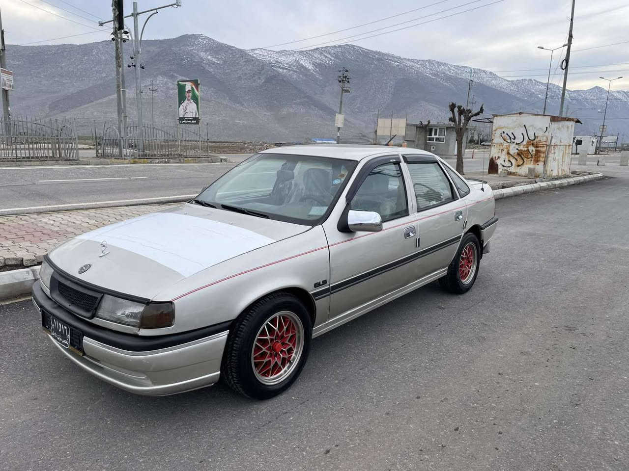 ئوپڵ فیکترا مەکینە 20ئاڕم پــلاستیک سلێمانی بەشەرت ،گێڕو مەکینەو توندوتۆڵی وکارەبای وگشت گیانی بەشەرت تنجیل فڵچەو گەرمی و گێچەکانی کامل ئیش ئەکەن دەشبول وبەردەرگاو گاعی و بەرگی کوشنەکانی زۆر جوانە ،دەعم ولێدراوو موس وبڕاوەو وەرگەڕانی بەشەرت نمونەیە لەجوانی تایەوویلی تازە یە ،تازەعام پەمپ کراوە زۆر بەجوانی سەرەدەبڵی چاک نەکراوە وخایس نەبوو تەنها فرۆشتن گۆڕینەوە ناکەم تەنها فرۆشتن شوین شکارتە دەوروبەری ڕانیە  تلفون بکە لەخزمەتم ***********فایبەر واتساب رانية, السليمانية
