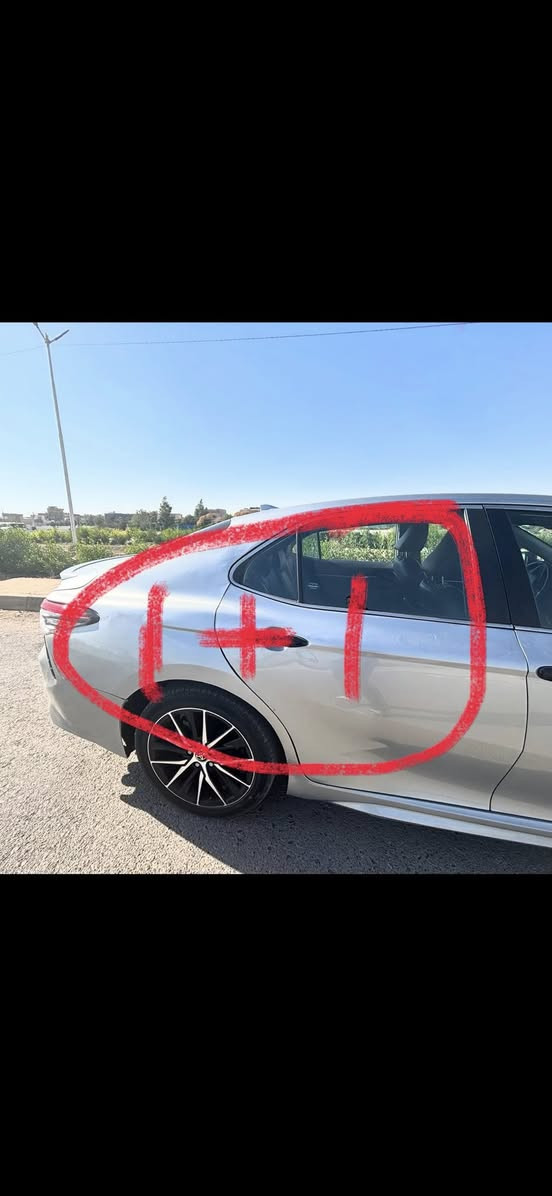 السلام عليكم 
كامري 2021 
مواصفات se 
ماشية 156.000 
ضرر باب و جاملغ الورا جهة السكن وبيها حالوب خفيف 
السونار مرفق بل منشور 
السعر 185 وبيها مجال بسيط
المكان اربيل 
رقم الهاتف ***********
