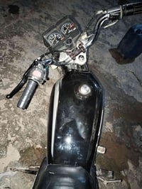 اخوان يوجد  ماطور برته اربعه كير للبيع  ويرهم ب الوعده ماطور شغال كلشي...