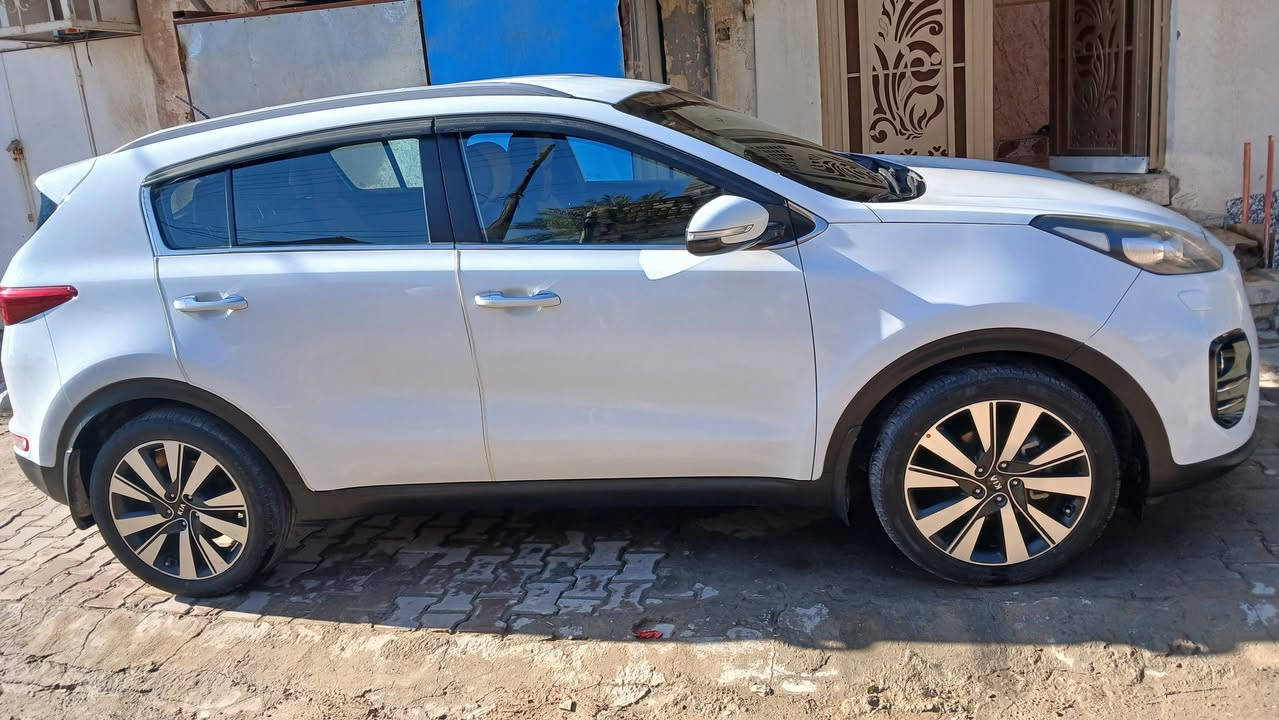 سبورتج خليجية موديل ١٧ماشيه٨٥ حقيقي رقم شمالي سنويه ٢٧سياره مكفوله السعر ١٩٠ وبيها مجال الشراي يتصل على الرقم *********** متواجد محافظة ميسان
