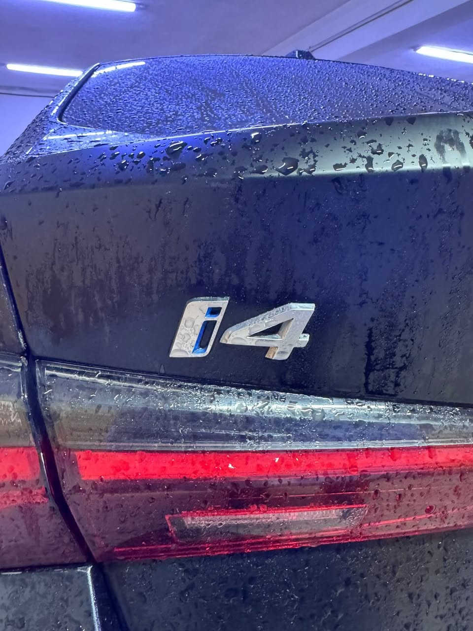 بي ام دبليو كهرباء ب الكامل  وارد امريكي للتواصل مع صاحب السياره (***********) ٣٥٠وبيه مجال بسيط
