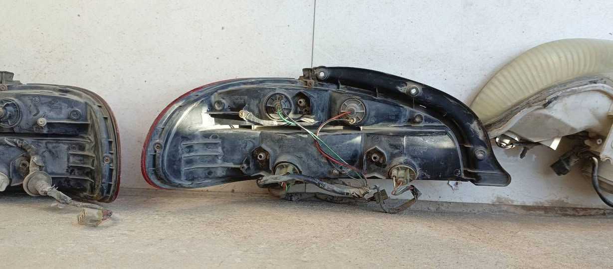 بيع بطانة ومازدات وبك لايت سعر35مال كياة كريدوس موديل 96 عنوان كركوك حي العسكري *********** كركوك, العراق
