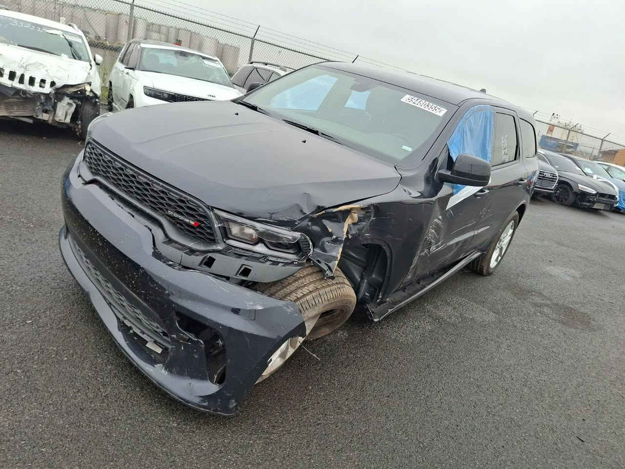 سلام عليكم دورنكو 25 ماشيه 3 الف لون نيلي  جي تي بدون ايرباك بسمي بدون رقم وعادي ارقمها اي محافظه سعرها 345  تم تبديل جاملغ وباب مع العلم الباب يجي بارد وموجود وصور التصليح غير متوفره جديده بمعنى الكلمه اي ملاحظات ما بيها مكاني كربلاء والتصليح ممتاز كلشي على وضع الشركة
***********
