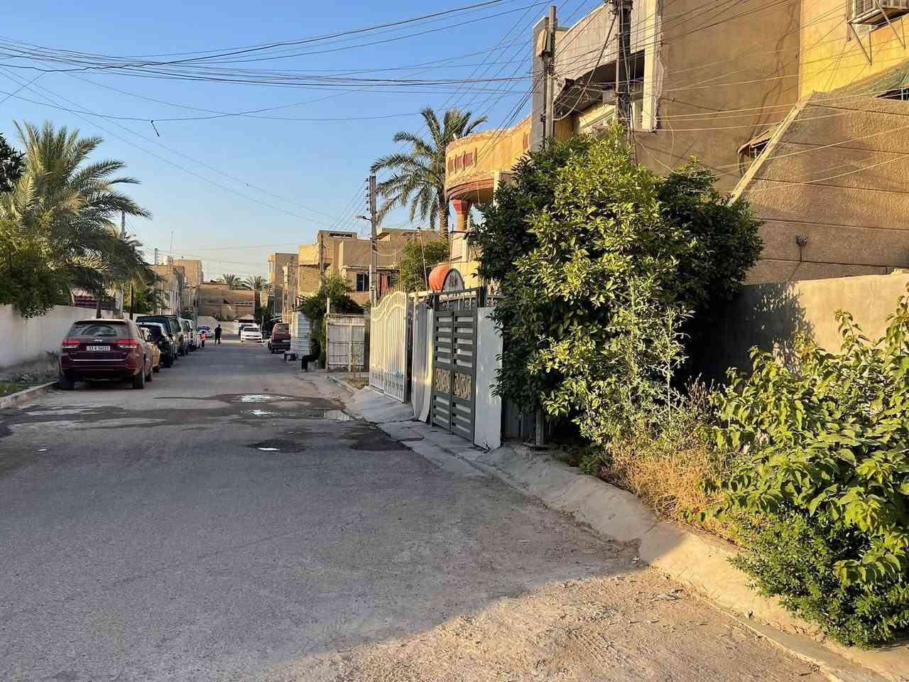 للبيع
📍موقع العقار : حي العامل محله 805

مقابيل مدرسه ذو الفقار

📐 المساحه : 200 متر 

▫️واجه : 10 

▫️نزال : 20

⚪️ محتويات : 4 غرف نوم خدمات عدد 2  حديقه وكراج سياره 

بناء حديث وموقع هادئ ومرغوب 

لمعرفت تفاصيل اكثر للأتصال 📞

***********

( اتصال او واتساب

📍موقع العقار 🔚 حي العامل
